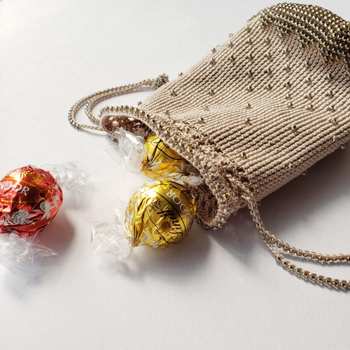 ビーズ編み込みの巾着ポーチ グラデーションドット(ベージュ) 巾着袋