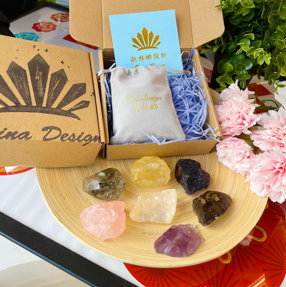 OLINA D DESIGN 七脈輪療癒能量水晶禮盒 純天然水晶原礦石 脈輪水晶 草莓晶 黃水晶 茶晶 幽靈 原石 原 第1張的照片