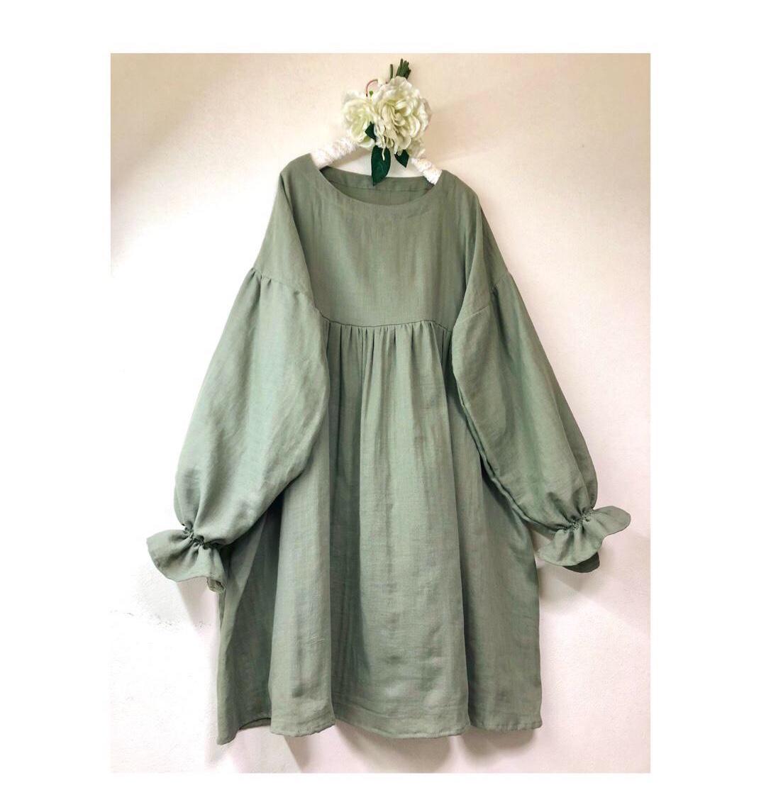 ❤️バルーン袖のギャザーワンピース ❤️ふわふわダブルガーゼ ❤️バルーン袖❤️カーキアッシュ❤️お色変更可能