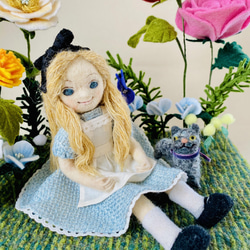 お花畑の中のアリス 2枚目の画像