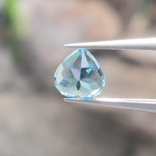 ロンドンブルートパーズ 78.30カラット ルース | www