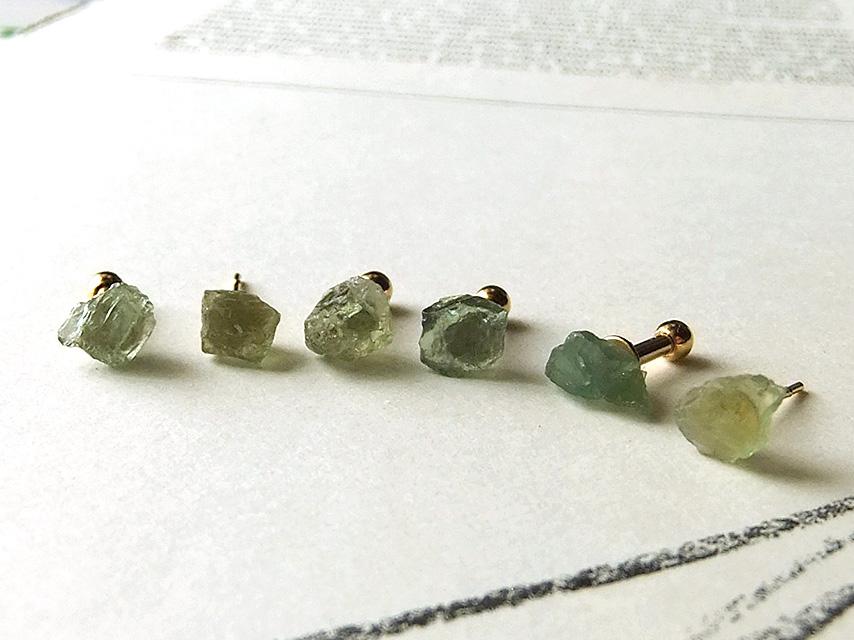 68.限定1セット！天然石アパタイトピアス 折込み