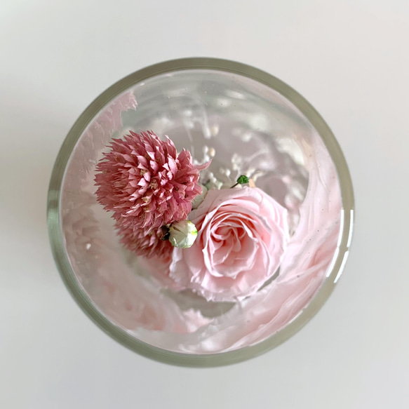 ピンクのバラのボトルフラワー /  花言葉 幸福 上品 しとやか 感謝 / 卓上 置物 ガラス瓶 誕生日 結婚祝 お見舞 7枚目の画像