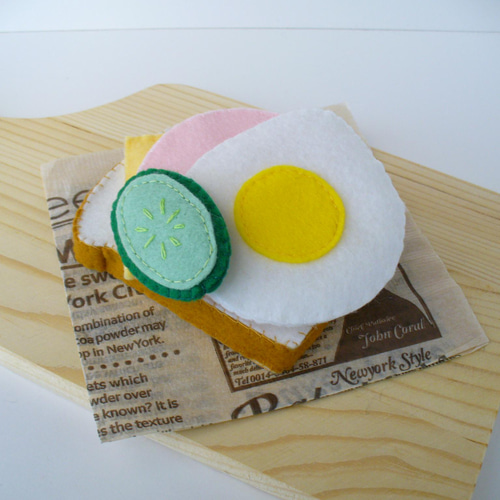 受注製作」具材たっぷり＊サンドイッチ フェルトままごと おもちゃ