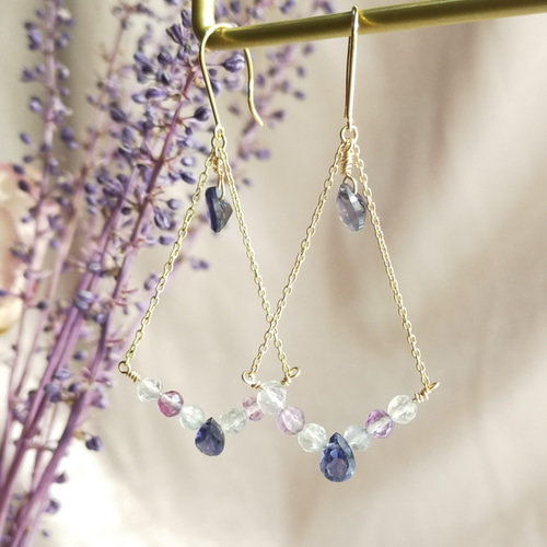 ❤️人気18金✨新品未使用❤️アイオライト ペアシェイブカット 1.4ct両耳ピアス 即購入OK 新品 K18 アイオライト ペアシェイブカット 1.4ct両耳