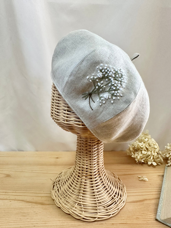 キッズ】フレンチリネンのかすみ草手刺繍 ベレー帽 春夏秋 麻 リンク