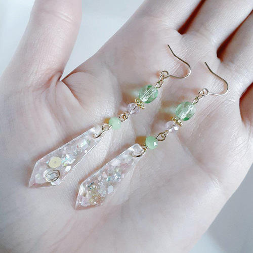 キラキラ　レジン　ピアス　イヤリング+100　シェル　ゴールド　グリーン　ピンク キラキラ レジン ピアス イヤリング+100 シェル ゴールド グリーン