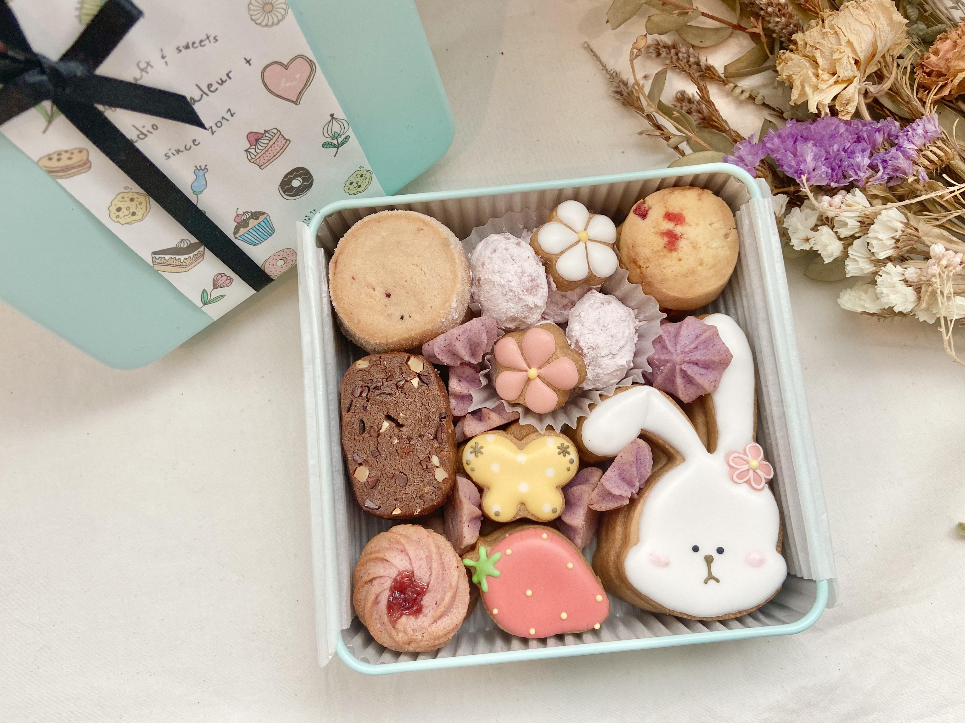 春のクッキー缶♩（はるうさぎ缶） クッキー studio chaleur +
