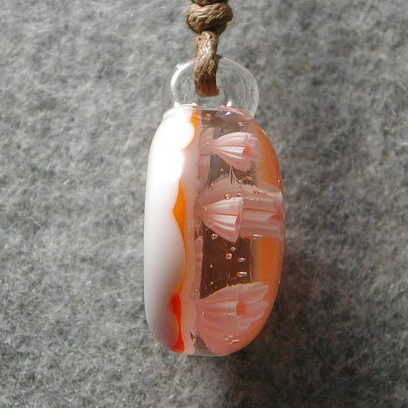 夕暮れの桜 とんぼ玉 ガラス ネックレス No2088 5枚目の画像