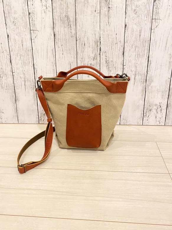 スマホポケットと持ち手が使いやすいトートとショルダー2wayバッグ　帆布✕本革　Zess fino  日本製 4枚目の画像