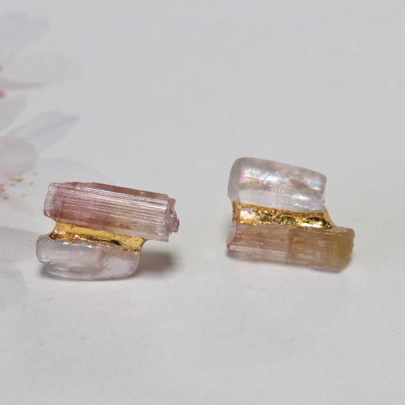 宝石桜＊Pink Tourmaline × Kunzite＊金継ぎピアス／M size 2枚目の画像