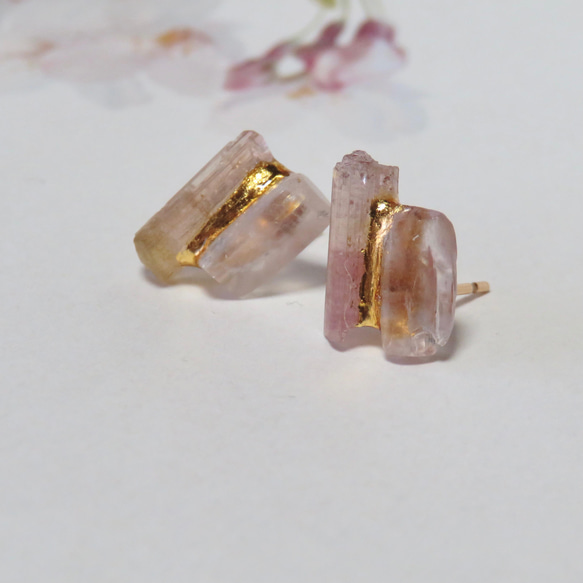 宝石桜＊Pink Tourmaline × Kunzite＊金継ぎピアス／M size 4枚目の画像