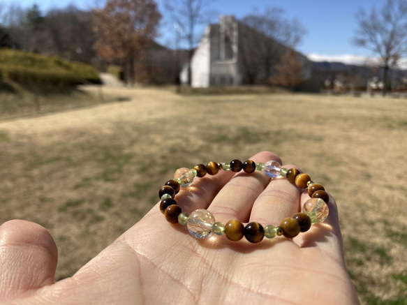 【大地の鼓動、金の煌めき◆豊かさ、繁栄の象徴】ルチルクォーツ　シトリン　イエロータイガーアイ　ペリドット　 3枚目の画像