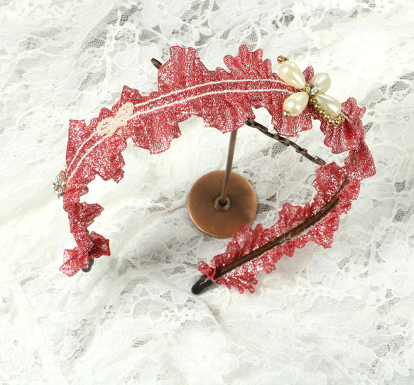 ☆ 濃い桜色のフリルリボンカチューシャ 3枚目の画像