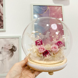 猫とプリザードフラワーのガラスドーム オーダーメイド品 メモリアルグッズ 記念品 プレゼント 2枚目の画像