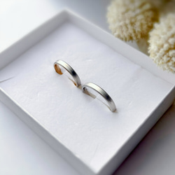 しっとり輝くペアリング  シルクマット  誕生石 刻印 ステンレス 指輪  ペア 名入れ 結婚指輪 マリッジリング 1枚目の画像