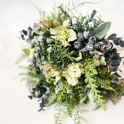 アーティフィシャルブーケ　＊＊クリスマスローズ・ローズマリー・ユーカリbouquet＊＊ 4枚目の画像