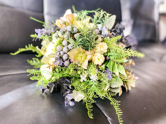 アーティフィシャルブーケ　＊＊クリスマスローズ・ローズマリー・ユーカリbouquet＊＊ 8枚目の画像