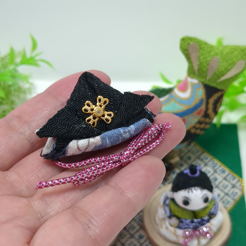 端午の節句　子供の日　武者人形　鯉のぼり　菖蒲　ちりめん細工 ちりめん細工歳時記 ✾端午の節句✾ こどもの日のお祝い 新緑色の