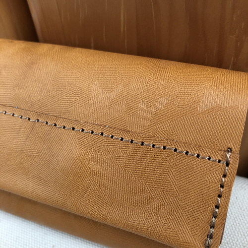 迷彩柄レザー三つ折り財布 Amazon.co.jp: 財布 二つ折り財布 迷彩柄 カモフラ レザー財布