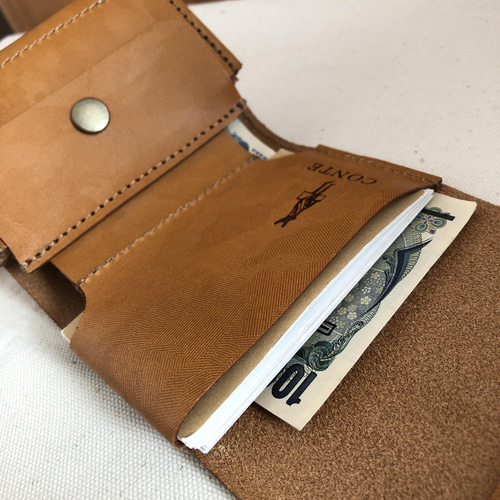 迷彩柄レザー三つ折り財布 Amazon.co.jp: 財布 二つ折り財布 迷彩柄 カモフラ レザー財布