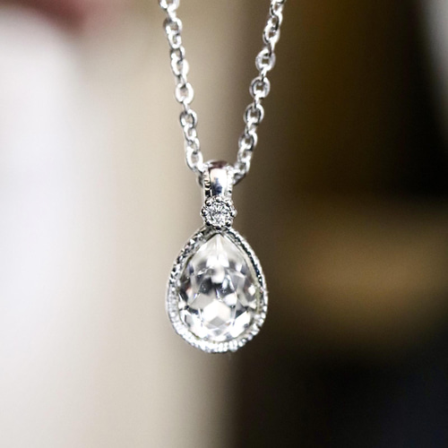 クリスタルbijou＊ひと粒ネックレス （フォーマル、しずく型、貴和