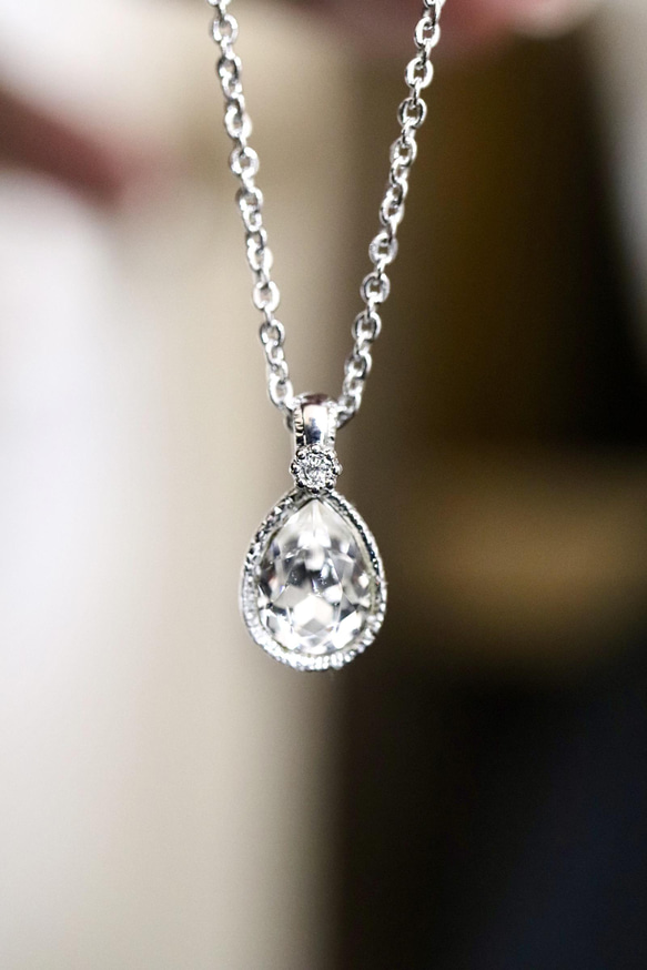 クリスタルbijou＊ひと粒ネックレス （フォーマル、しずく型、貴和