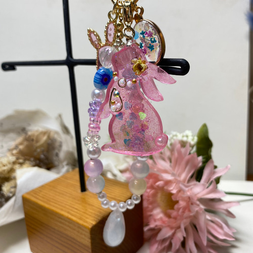 注文割引 ハンドメイド＊レジンうさぎキーホルダー ピンク チャーム チャーム