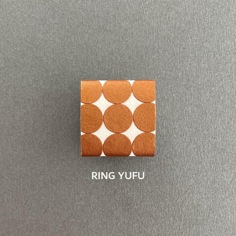 紙で丁寧に作られた和モダンな ブローチ・帯留め・ヘアゴム　アプリコットブロンズ　水玉