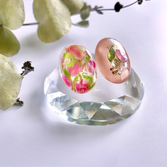 glass oval pink tulip nuance Earrings 6枚目の画像