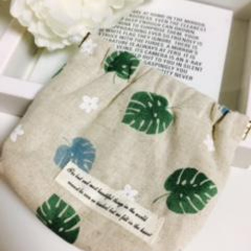 モンステラリーフプリントポーチ モンステラリーフプリントポーチ モンステラリーフプリントポーチ