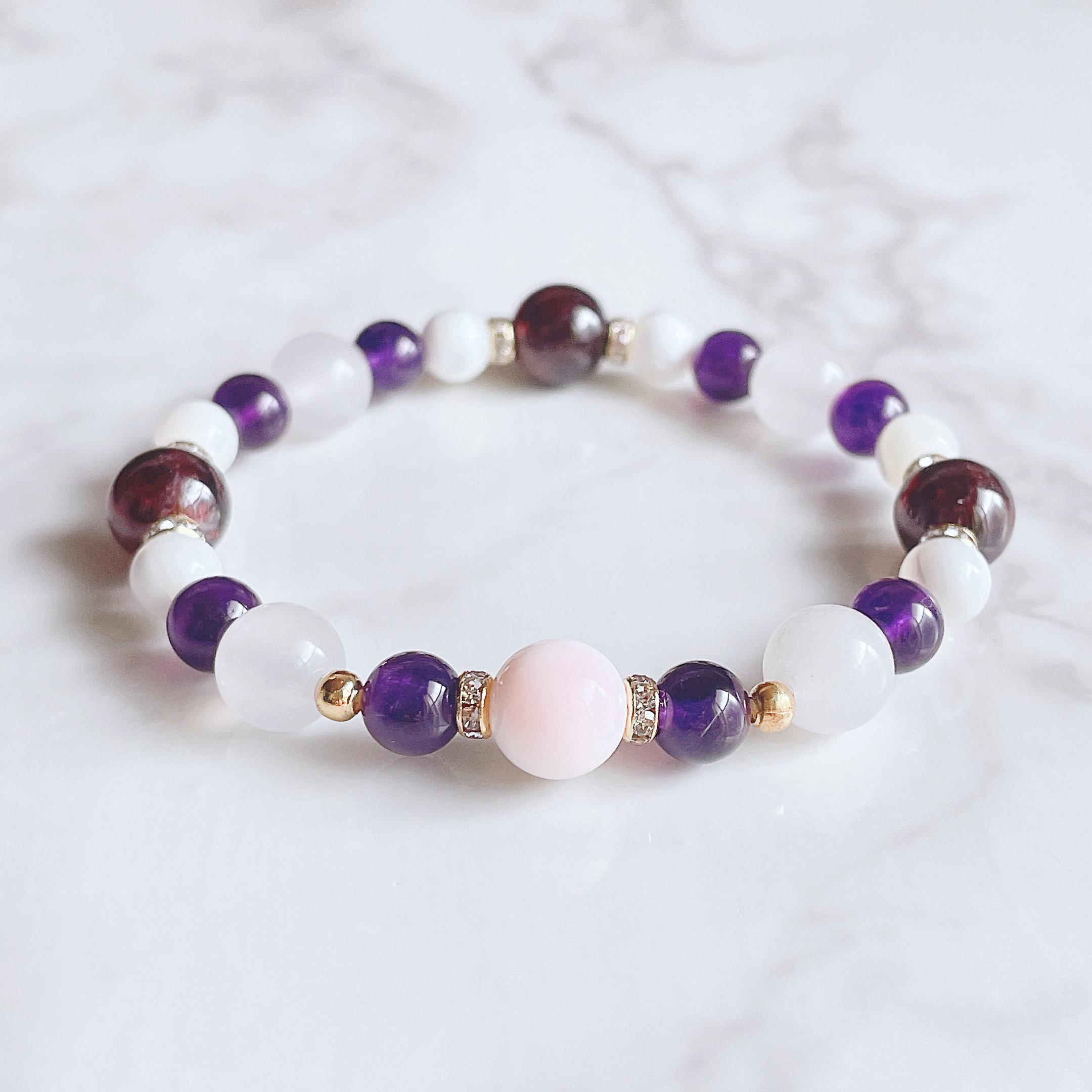 ✦妊婦さん 子育て中のお母さんへ クィーンコンクシェル・アメジスト・マザーオブパール 天然石 ブレスレット No439 5,772円