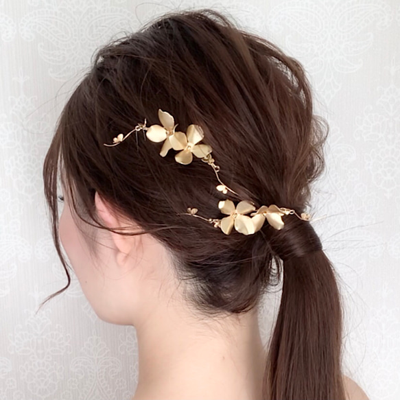 MA90ヘッドドレス ブライダル ヘアアクセサリー リーフ カチューシャ ゴールド  結婚式 花嫁　 1枚目の画像