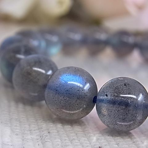 一点もの】美しい レッセンス効果 ラブラドライト/9.5㎜ 神秘的 美しい