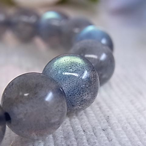 月と太陽のパワー最強‼️ 【高品質】ラブラドライト　ブルーシラー　虹　ブレスレット 一点もの】美しい レッセンス効果 ラブラドライト/9.5㎜ 神秘的 美しい