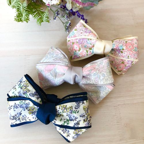 リバティ♡グログランリボンのバナナクリップ♡Moon moth ヘアクリップ 