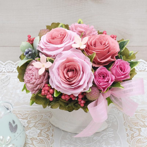 Belles Fleurs プリザーブドフラワーアレンジメント ピンクバラ 複色のバラを使った甘すぎない大人のくすみピンクアレンジ
