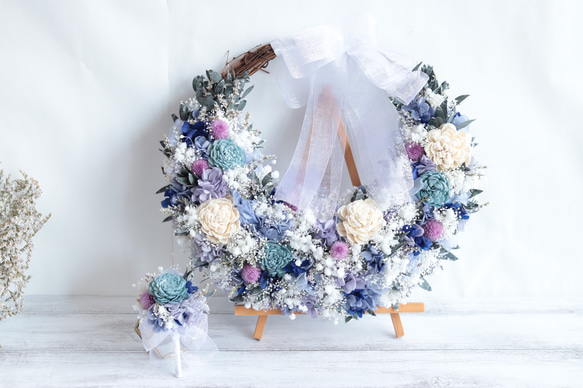 ナチュラルブルー&ユーカリグリーンのリースブーケ