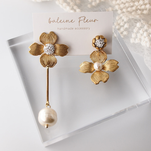 現在ピアスのみ在庫あり『hanamizuki perl』 真鍮 ハナミズキ フラワー