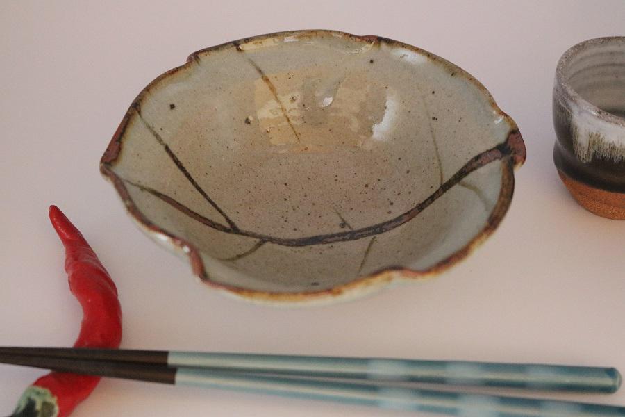 絵唐津木の葉型小鉢５客組（作品番号K-076）