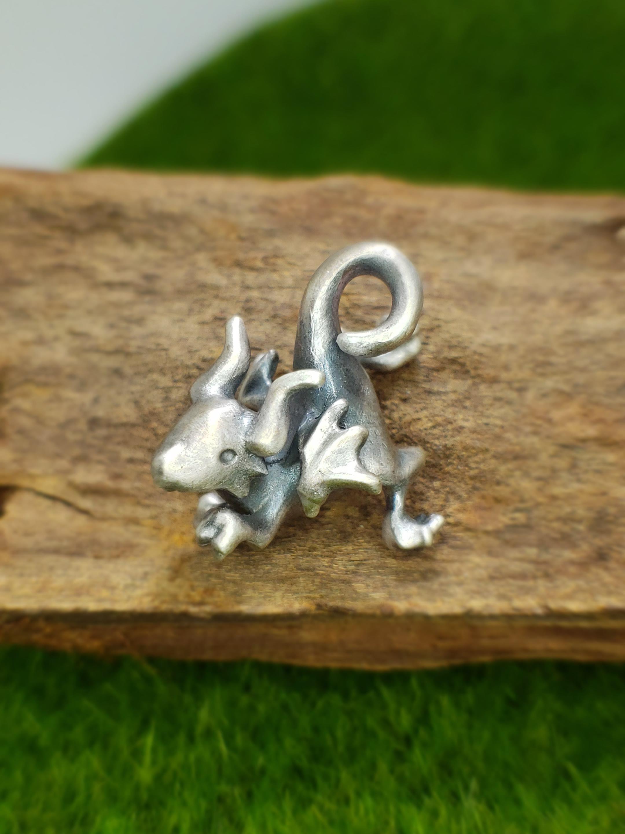 じたばたドラゴン・トップ