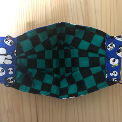 舟形　沢山のパンダ　青　×  市松模様　黒緑　立体マスク　 4枚目の画像