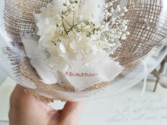 【母の日の贈り物◎ギフト】＊しゃぼんバルーンのナチュラル花束*white《名入れ♡贈り物に♪ブーケ　風船》 4枚目の画像