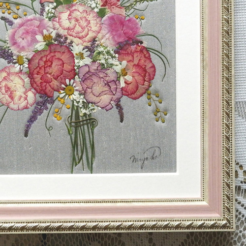 押し花アート　フラワーアート　インテリア おはようございます 今日の押し花作品は生徒さんの作品です 和風