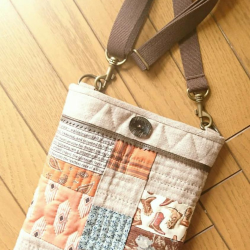 一点限定】こうの早苗さん完売品/再販なし*スリムショルダー 一点限定】こうの早苗さん完売品/再販なし*スリムショルダー