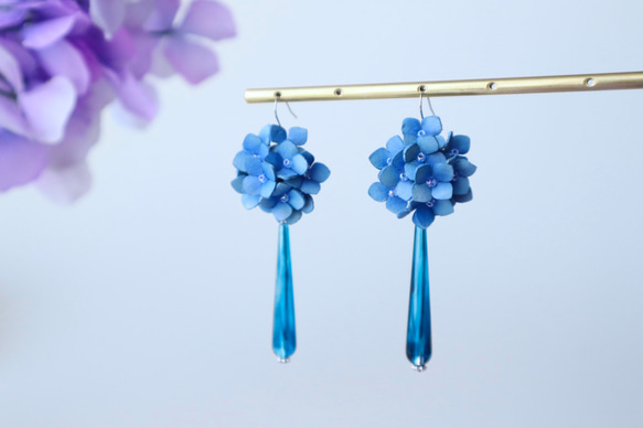 紫陽花としずく*ブルー/革花ピアス・イヤリング/レザーアクセサリー/夏 