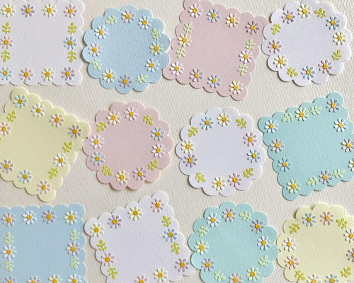 お花が付いた可愛いカード12枚(5.7cm)〜コメントカード メッセージ