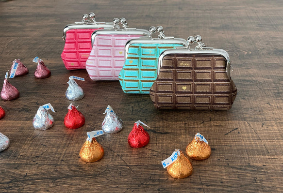 とろけるチョコレートのミニミニがま口バッグチャーム（全4色） 1枚目の画像