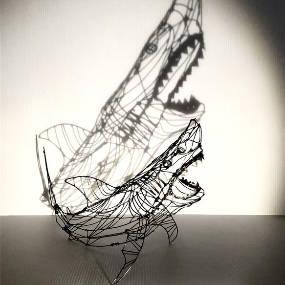 ワイヤーアート鮫 シャドーアート 立体・オブジェ ヤスバル 通販