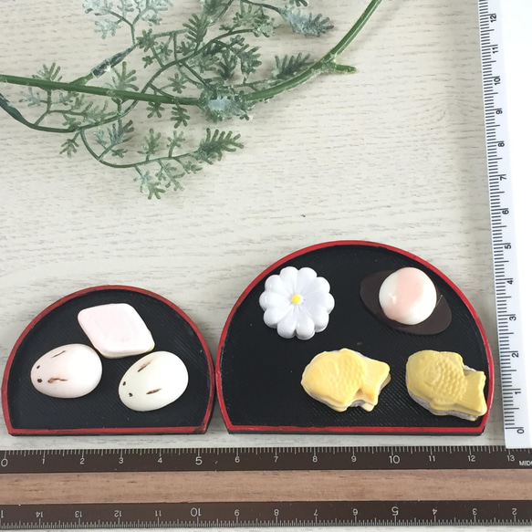 ✿和風の半月盆　単品✿　【ミニチュア】ぬいぐるみ人形ドール撮影小物　おしゃれカフェ　リビング 2枚目の画像